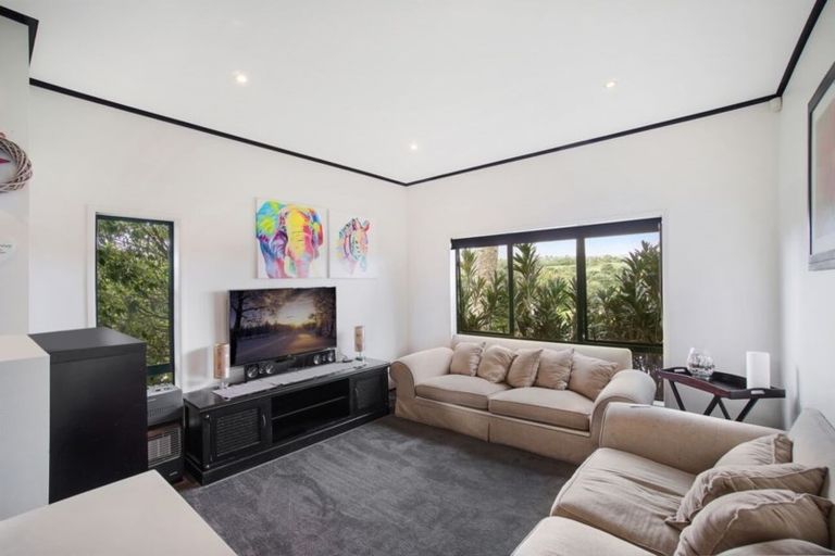 Photo of property in 123 Voyager Drive, Gulf Harbour, Whangaparaoa, 0930