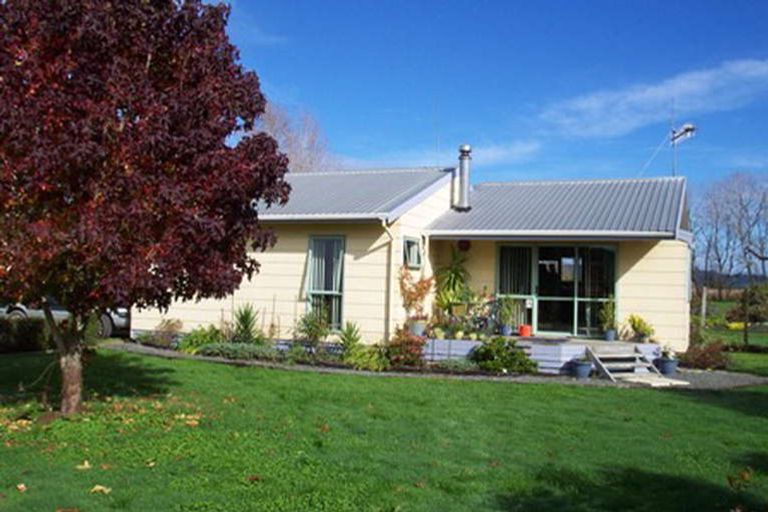 Photo of property in 132 Station Road, Poroporo, Whakatane, 3192