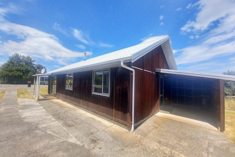 Photo of property in 3 Clifden Highway, Tuatapere, 9620
