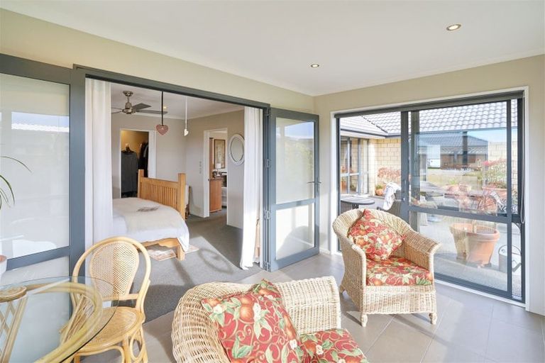 Photo of property in 24 Hakatere Road, Pegasus, 7612