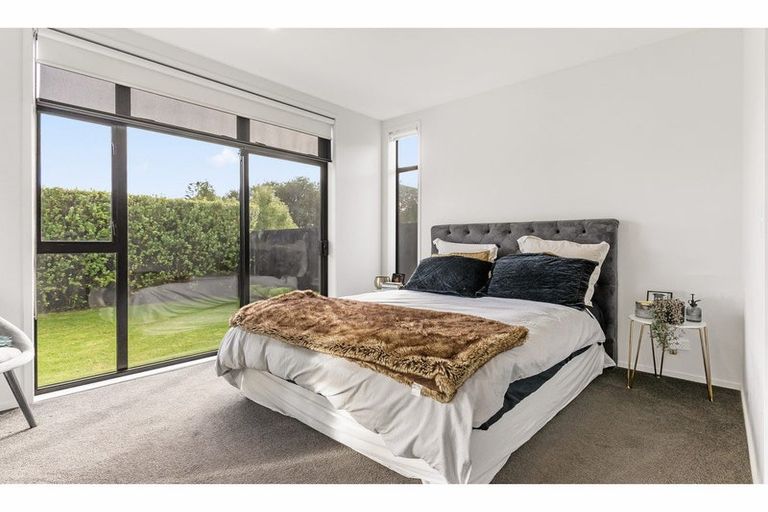 Photo of property in 7 Bravery Road, Papakura, 2110