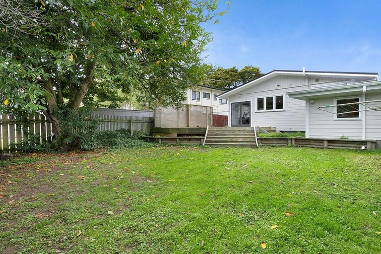 Photo of property in 2 Kellow Street, Wallaceville, Upper Hutt, 5018