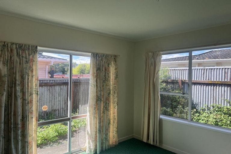 Photo of property in 10 Winiata Place, Otaki, 5512