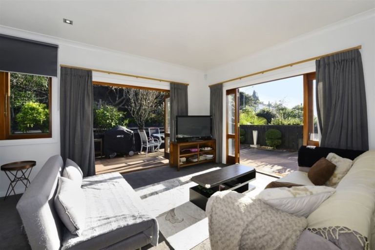 Photo of property in 6 Renwick Place, Nelson South, Nelson, 7010