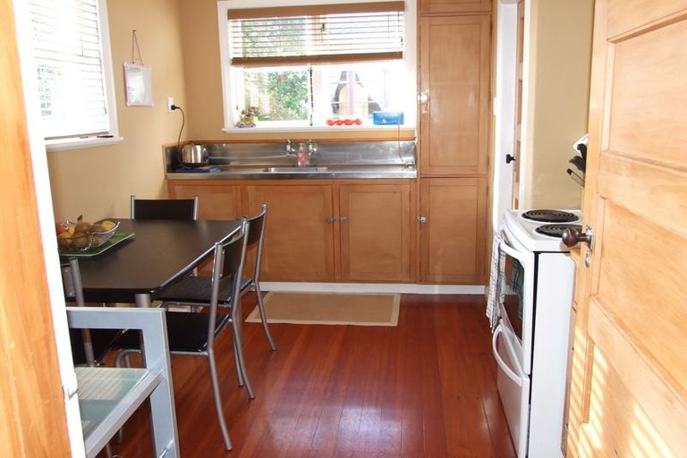 Photo of property in 44 Millar Street, Terrace End, Palmerston North, 4410