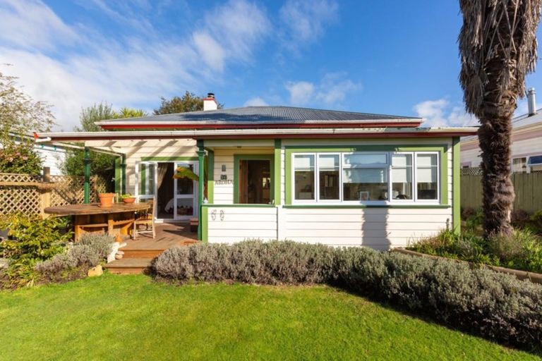 Photo of property in 14 Totara Street, Nelson South, Nelson, 7010
