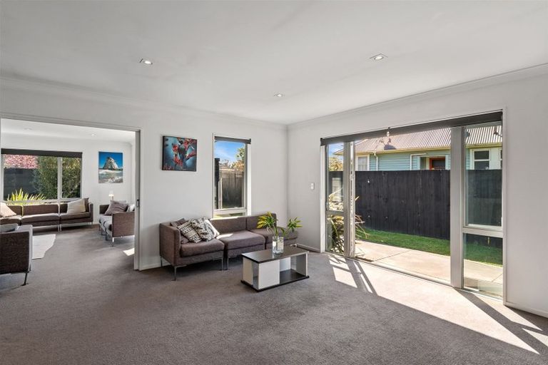 Photo of property in 18 Bateman Avenue, Bryndwr, Christchurch, 8053