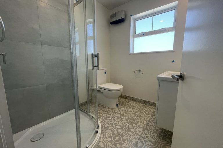 Photo of property in 3/42 Woodville Street, Edgeware, Christchurch, 8013