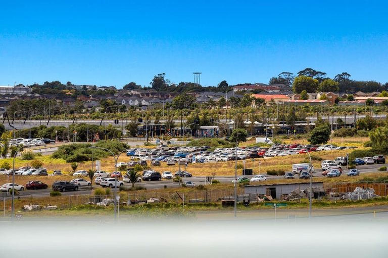 Photo of property in 403/1 Rose Garden Lane, Albany, Auckland, 0632