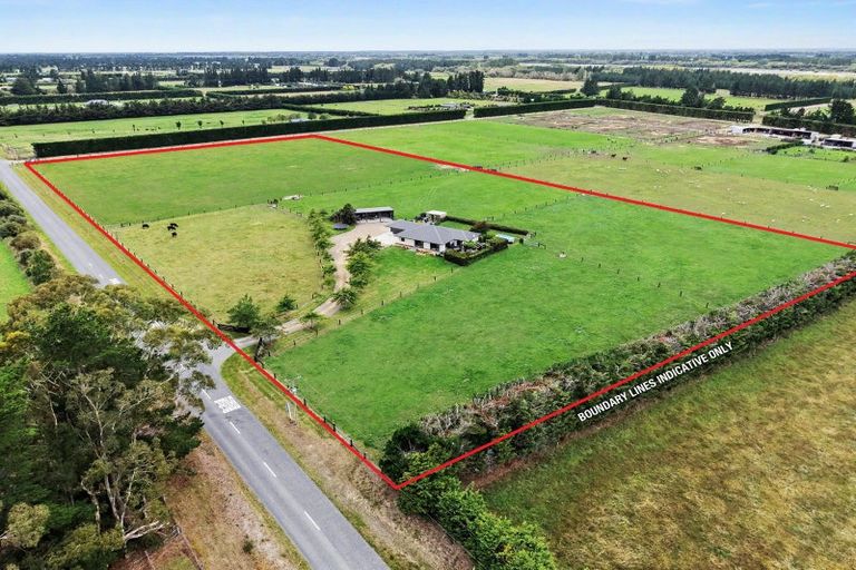 Photo of property in 399 Barkers Road, Loburn, Rangiora, 7472