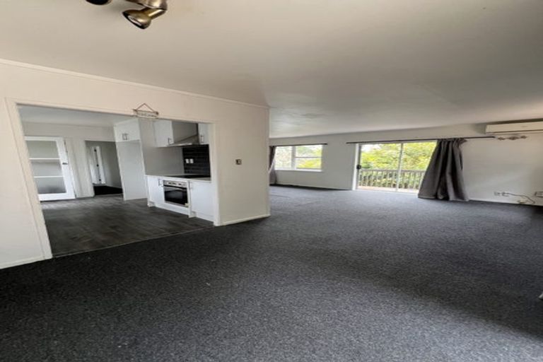 Photo of property in 38 Neal Avenue, Glenfield, Auckland, 0629
