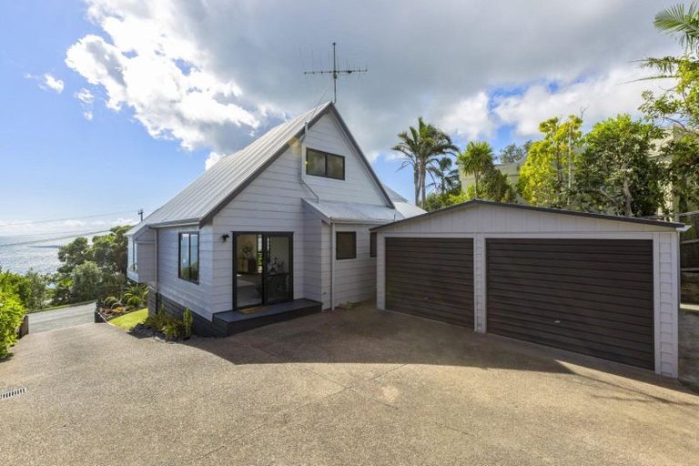 Photo of property in 14a Duncansby Road, Stanmore Bay, Whangaparaoa, 0932