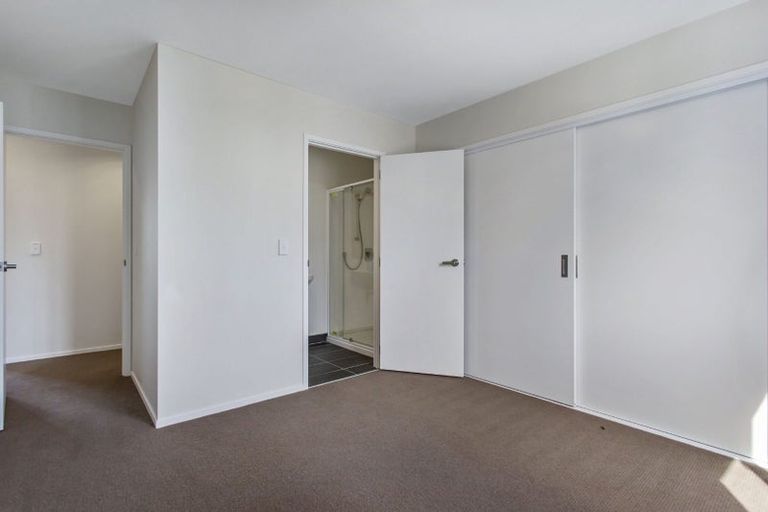Photo of property in 87 Grove Road, Papakura, 2110