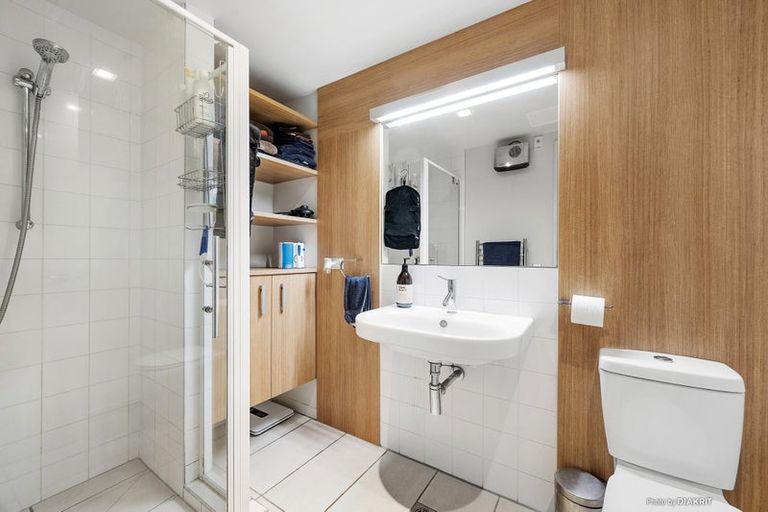 Photo of property in Monument Apartments, 1j/245 Wakefield Street, Te Aro, Wellington, 6011