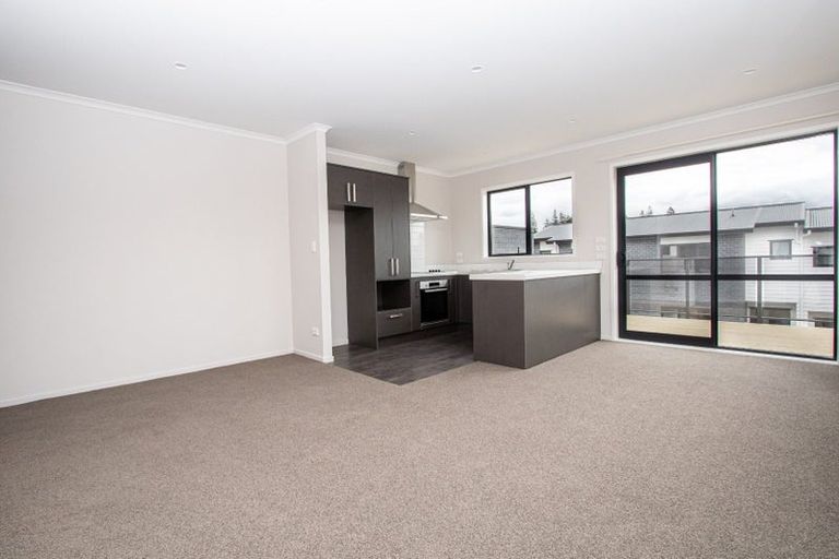 Photo of property in 9/10 Charlemont Street, Whitiora, Hamilton, 3200