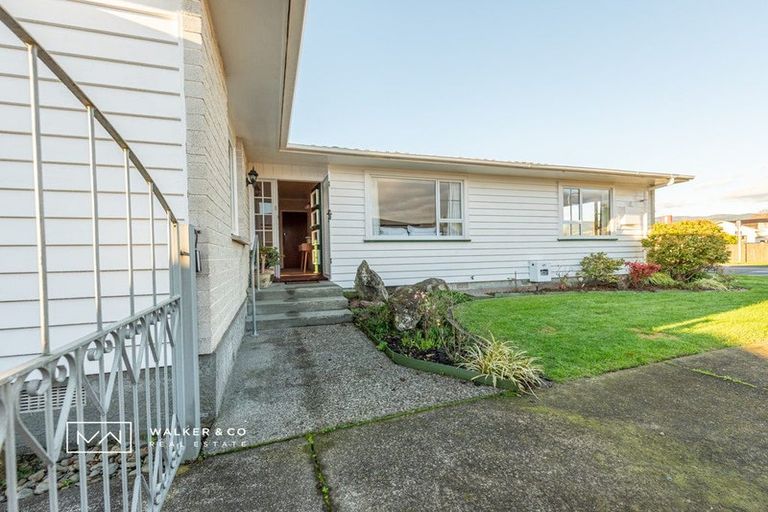 Photo of property in 95 Holdsworth Avenue, Trentham, Upper Hutt, 5018