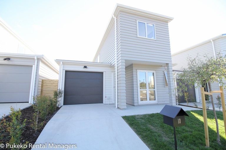 Photo of property in 10 Divide Loop, Takanini, 2112