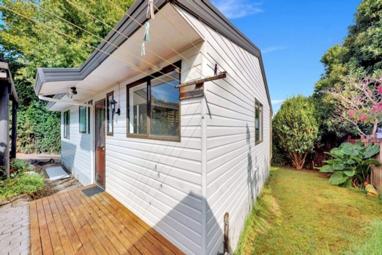 Photo of property in 15a Ruahine Street, Ohauiti, Tauranga, 3112