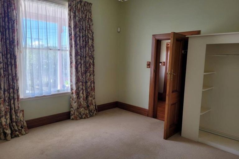 Photo of property in 62 Gover Street, New Plymouth, 4310