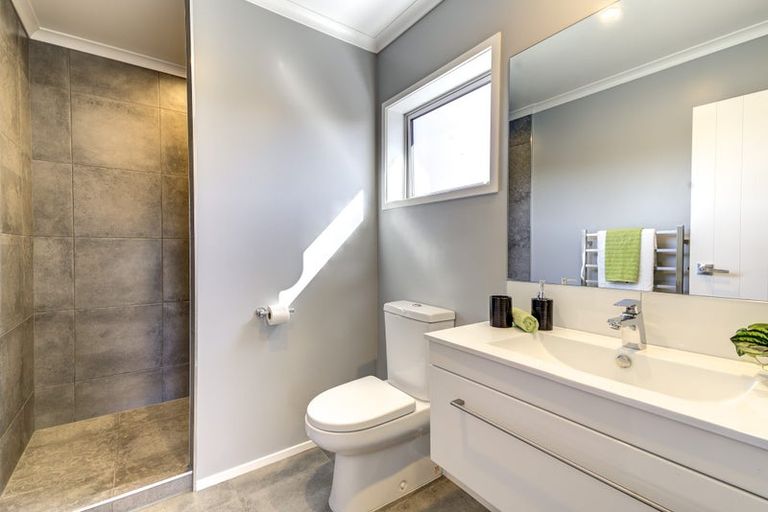 Photo of property in 34 Glaisdale Crescent, Flagstaff, Hamilton, 3210