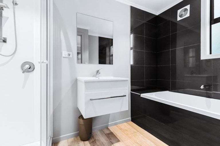 Photo of property in 101 Shepherd Road, Waipahihi, Taupo, 3330