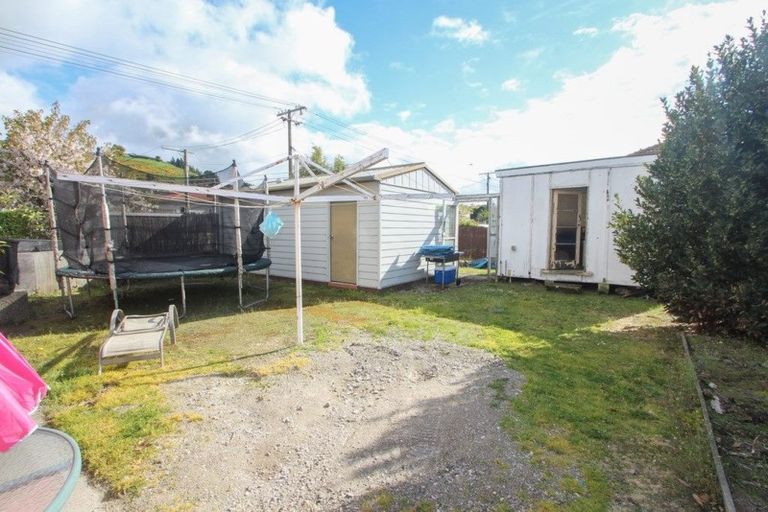 Photo of property in 24 Conway Street, Oamaru North, Oamaru, 9400