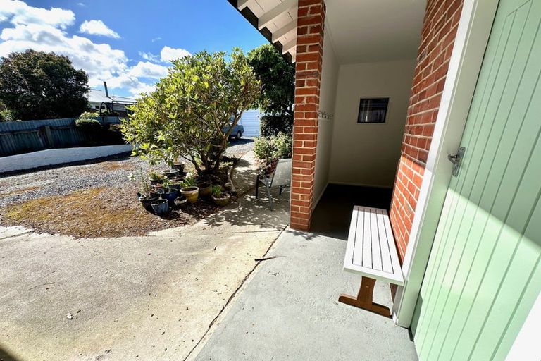Photo of property in 201 Clyde Street, Balclutha, 9230