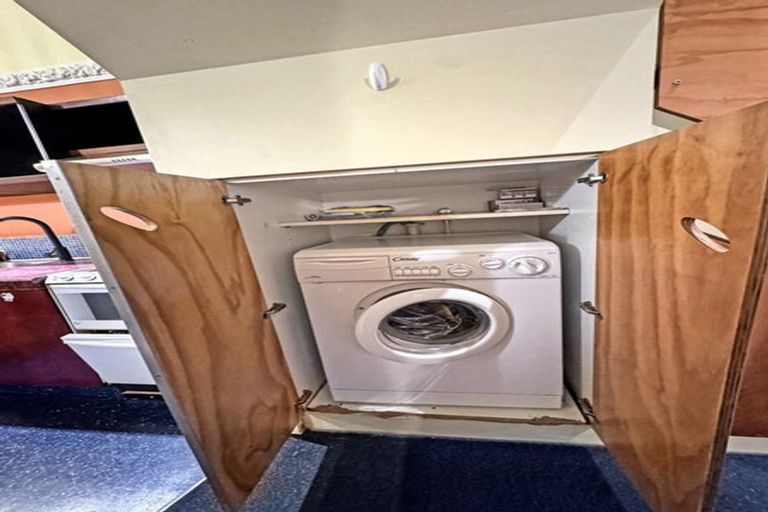 Photo of property in Qba Apartments, 1m/51 Webb Street, Mount Cook, Wellington, 6011