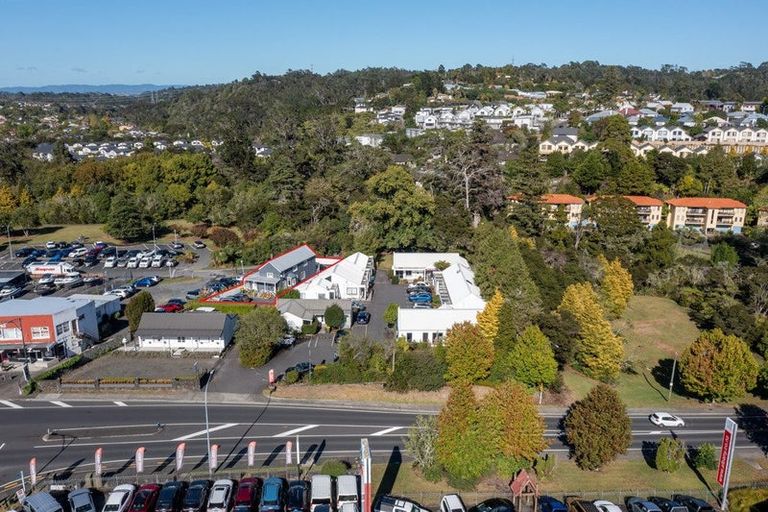 Photo of property in 2/249 Dairy Flat Highway, Albany, Auckland, 0632