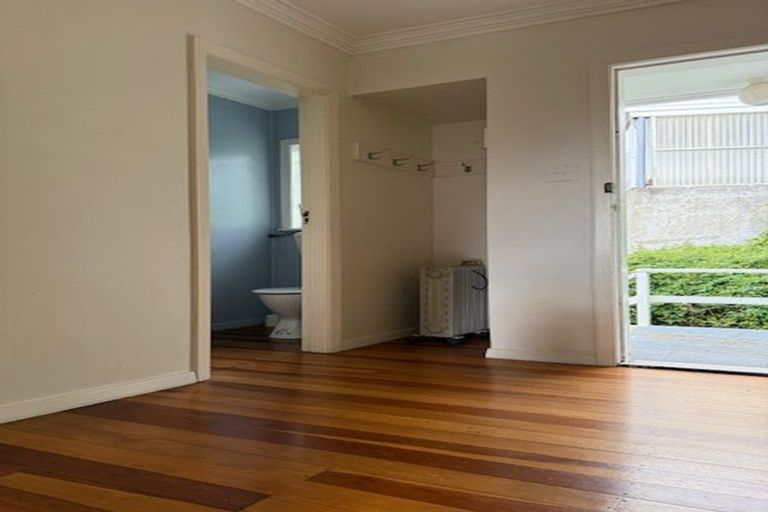 Photo of property in 22 Upton Terrace, Thorndon, Wellington, 6011