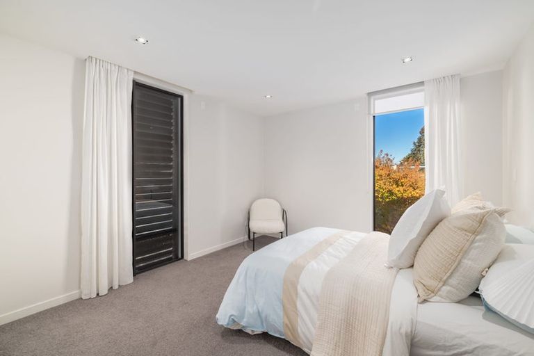 Photo of property in 140b Glandovey Road, Strowan, Christchurch, 8052