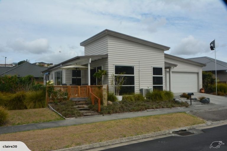 Photo of property in 10 Piper Lane, Snells Beach, 0920