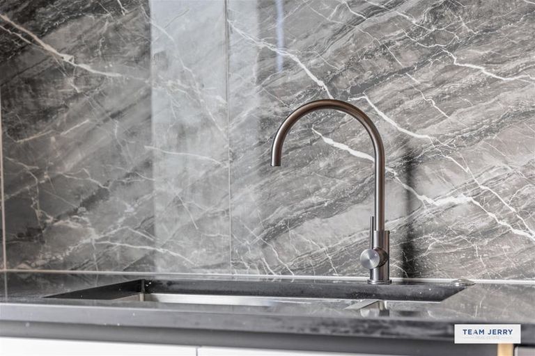 Photo of property in 16 Greenbrier Street, Westgate, 0814