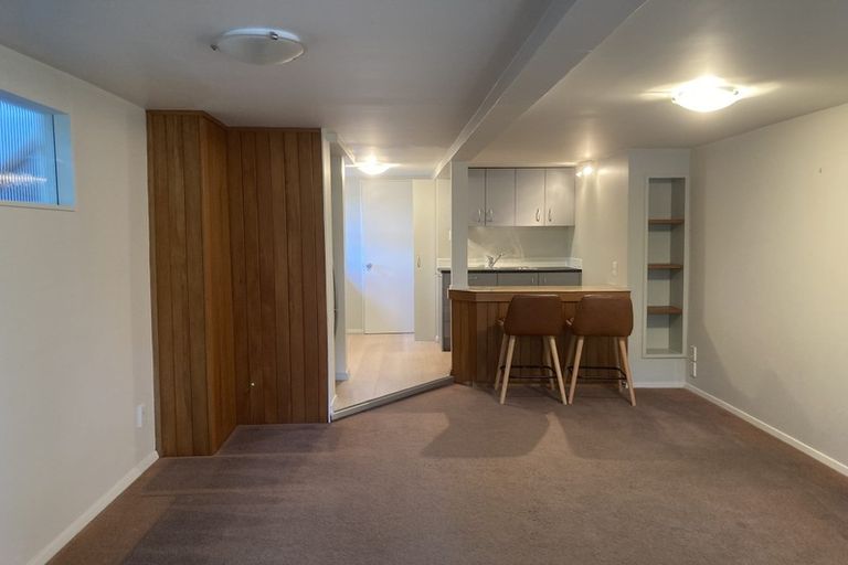 Photo of property in 63 Severn Street, Island Bay, Wellington, 6023