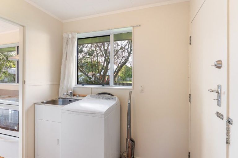 Photo of property in 33 Raukawa Street, Otaki, 5512