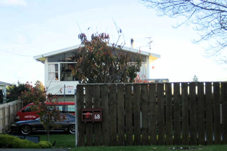 Photo of property in 68 Martin Road, Paraparaumu Beach, Paraparaumu, 5032