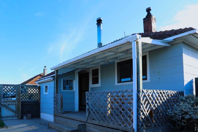 Photo of property in 50 Hutcheson Street, Mayfield, Blenheim, 7201