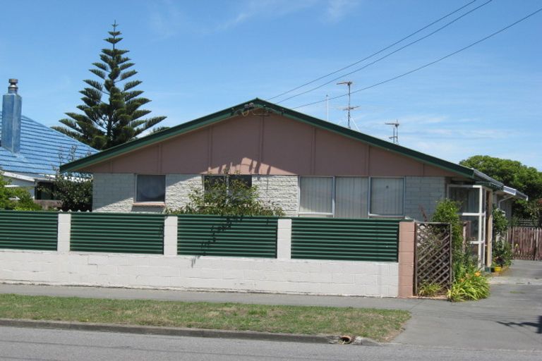 Photo of property in 2/340 Pine Avenue, South New Brighton, Christchurch, 8062