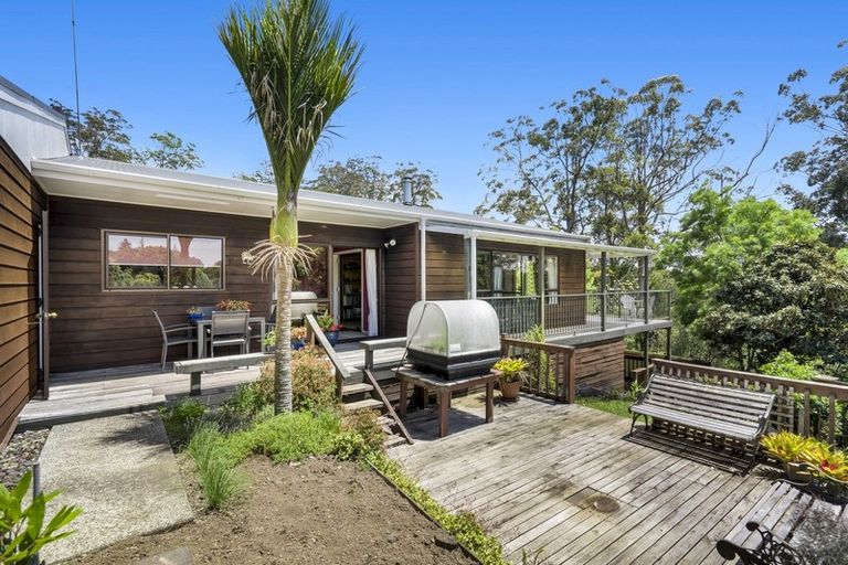 Photo of property in 12 Kerikeri Grove, Kerikeri, 0230