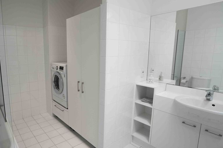 Photo of property in Kelvin House, 8d/16 The Terrace, Wellington Central, Wellington, 6011