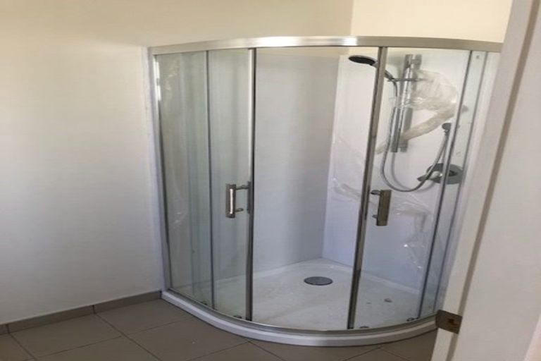 Photo of property in 400 Broadway, Miramar, Wellington, 6022