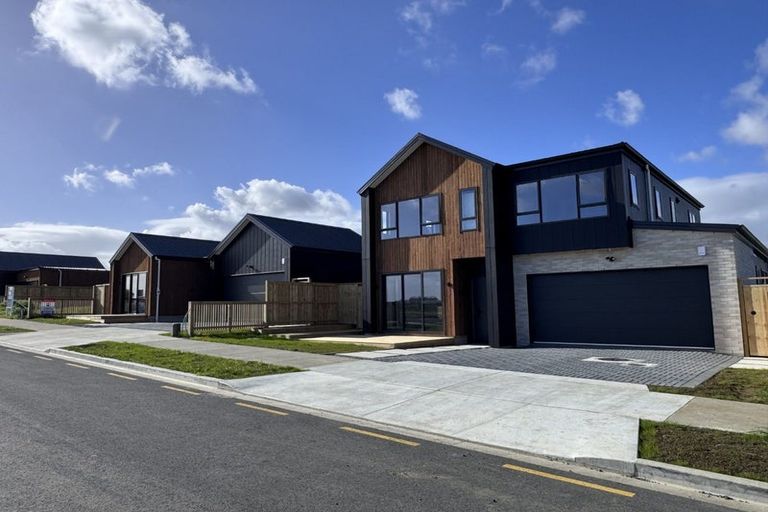 Photo of property in 19 Wagyu Lane, Karaka, 2580