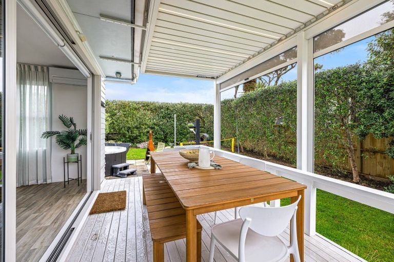 Photo of property in 3 The Southern Isle, Omaha, 0986