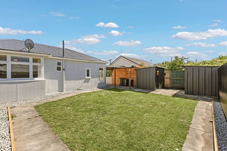 Photo of property in 17 Hart Street, Woolston, Christchurch, 8023