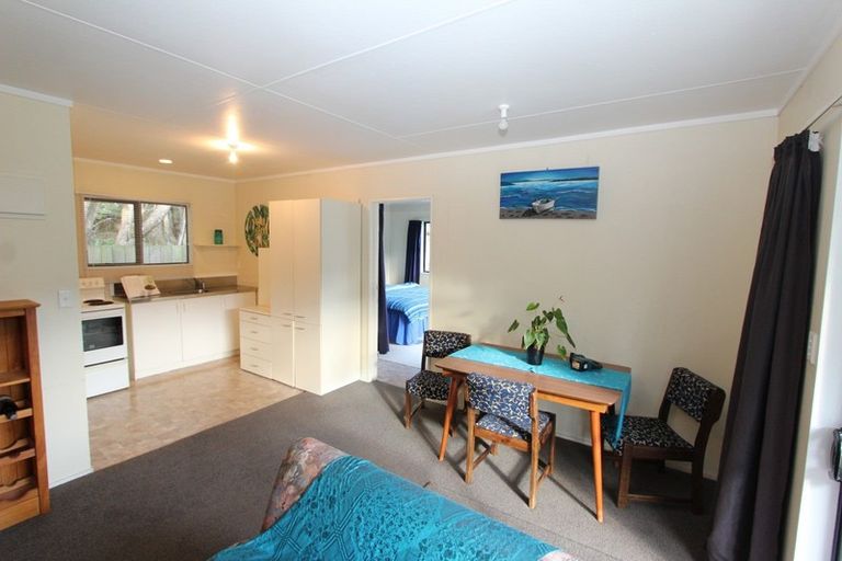 Photo of property in 6a North Street, Tawa, Wellington, 5028