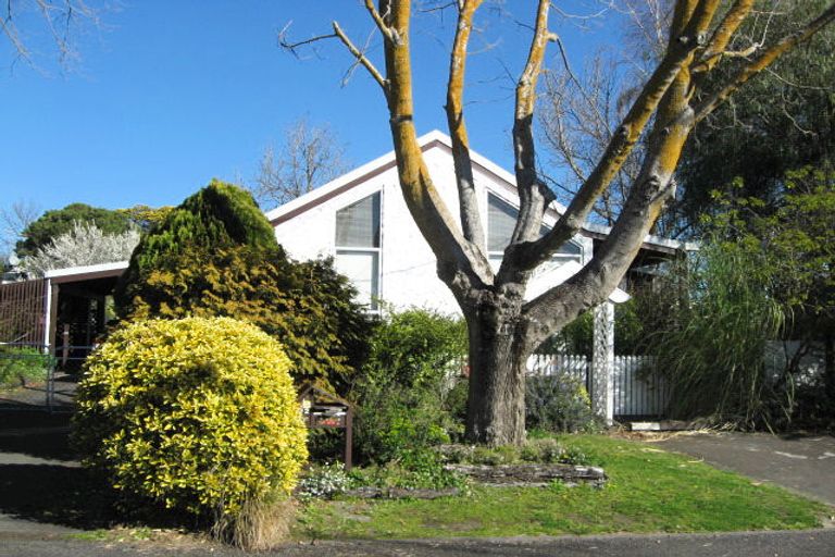 Photo of property in 2 Wallace Way, Havelock North, 4130