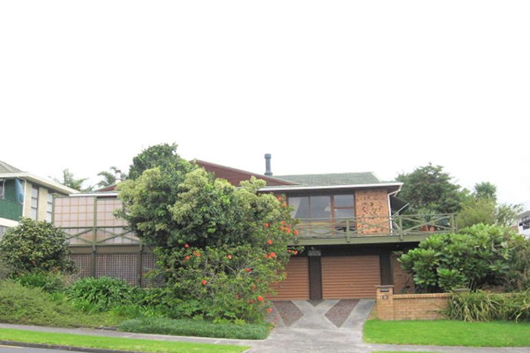 Photo of property in 13 Pigeon Mountain Road, Half Moon Bay, Auckland, 2012