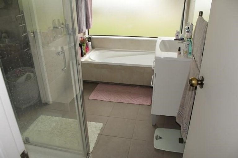 Photo of property in 108 Maclaurin Road, Makauri, Gisborne, 4071