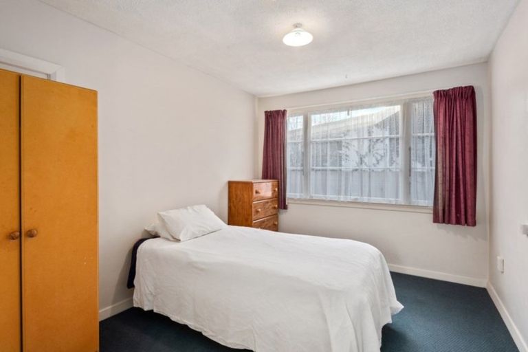 Photo of property in 2/14 James K Baxter Place, Addington, Christchurch, 8024