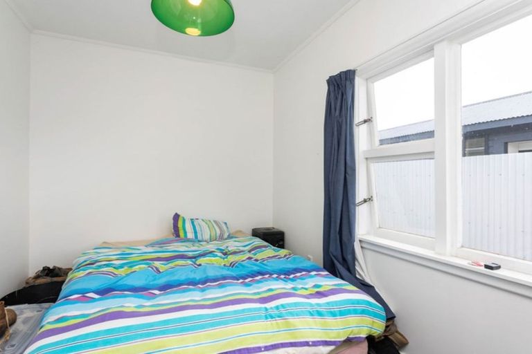 Photo of property in 119 Bowhill Road, New Brighton, Christchurch, 8083